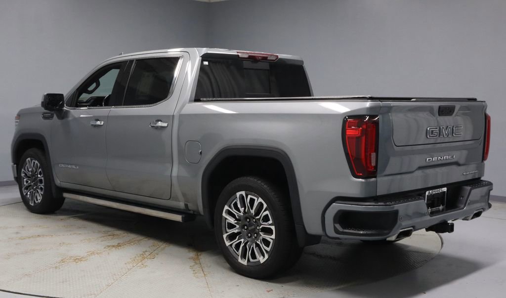 Used 2023 GMC Sierra 1500 Denali Ultimate AWD/4WD image 8