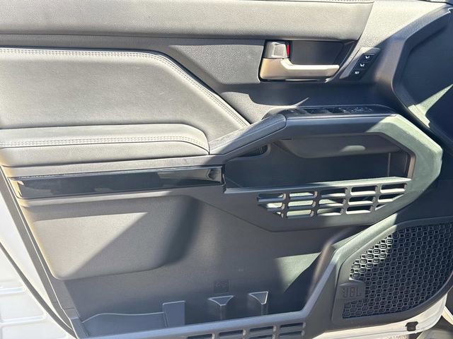 Used 2025 Toyota 4Runner Limited image 24