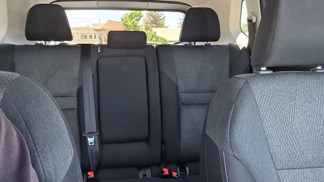 Used 2025 Nissan Rogue SV AWD/4WD image 25