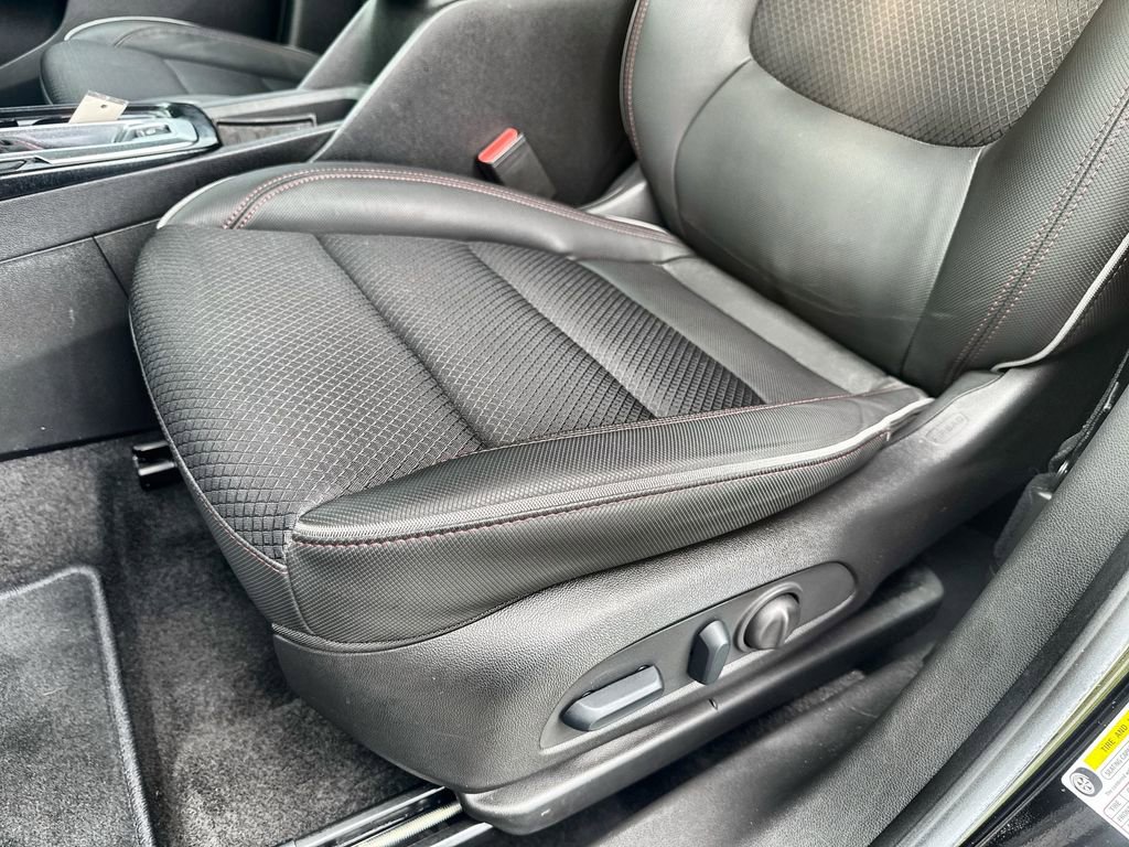 Used 2022 Chevrolet TrailBlazer RS w/ Technology Package AWD/4WD image 12