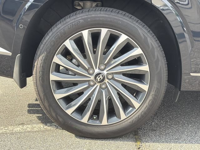Used 2023 Hyundai Palisade Calligraphy w/ Winter Package FWD image 17