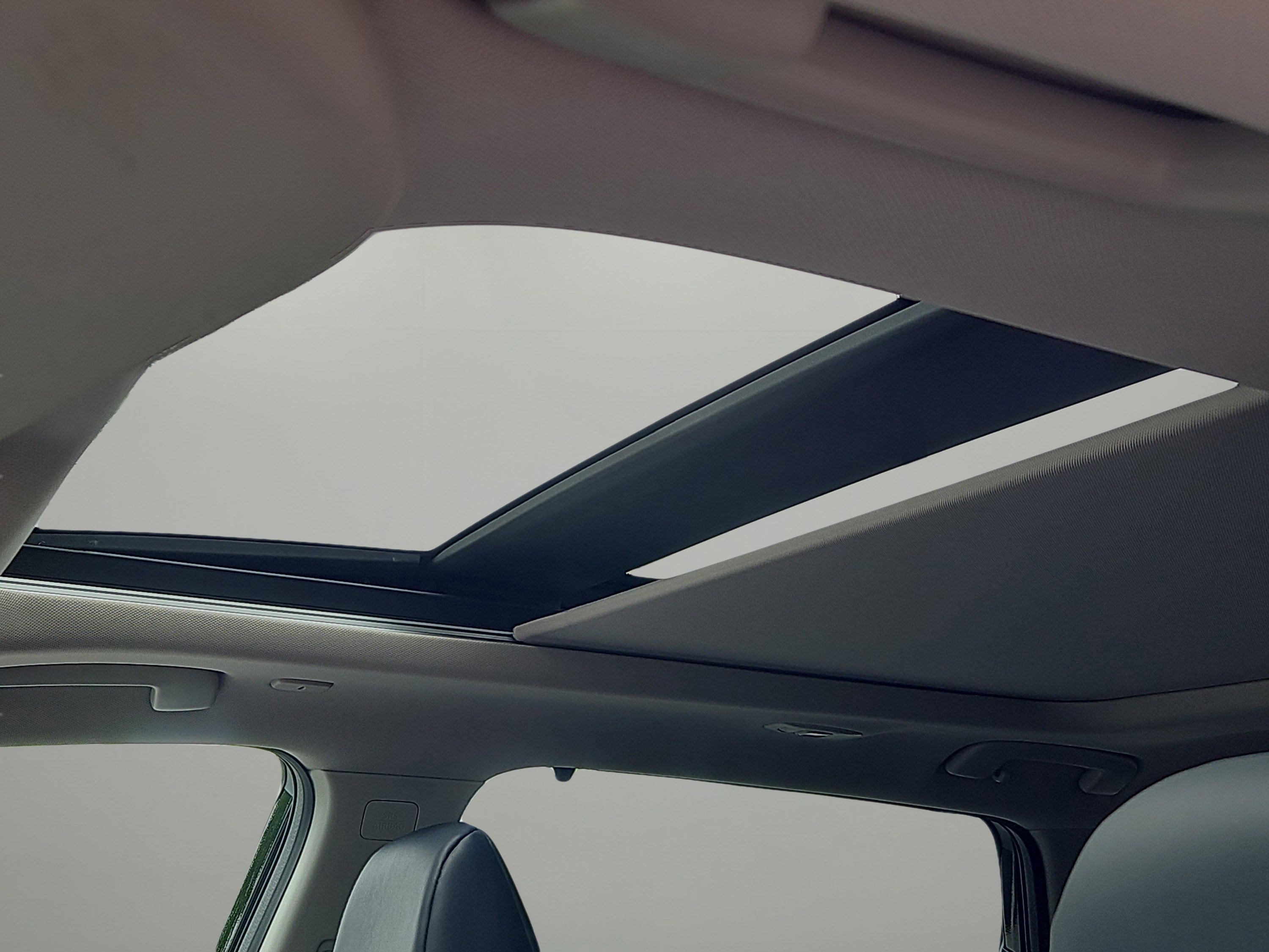 Used 2022 Nissan Rogue SV w/ SV Premium Package image 8