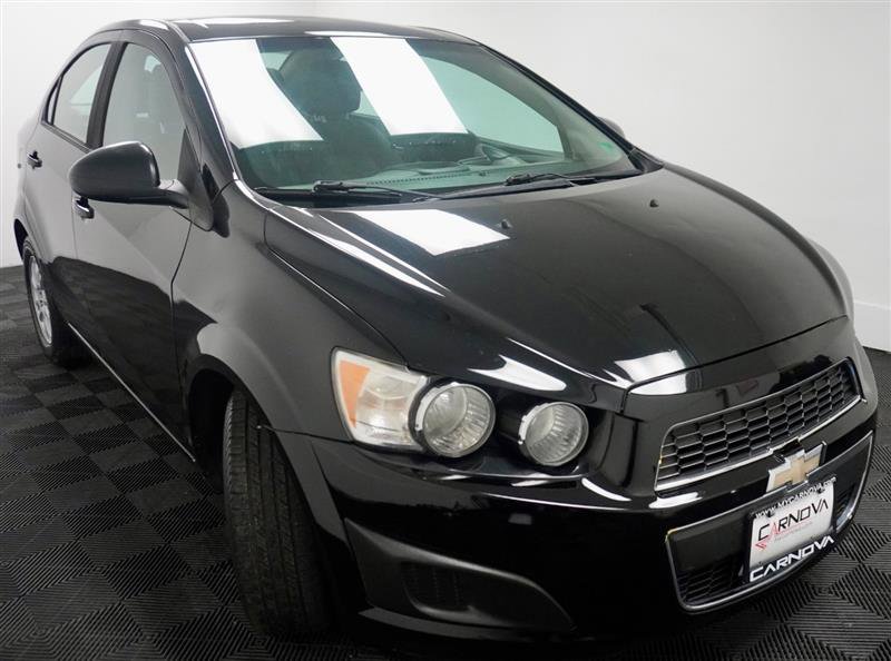 Used 2012 Chevrolet Sonic LS image 10