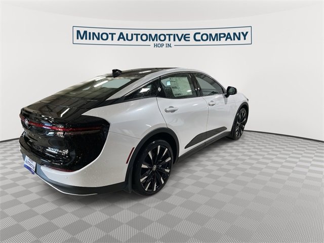 New 2026 Toyota Crown Platinum image 8