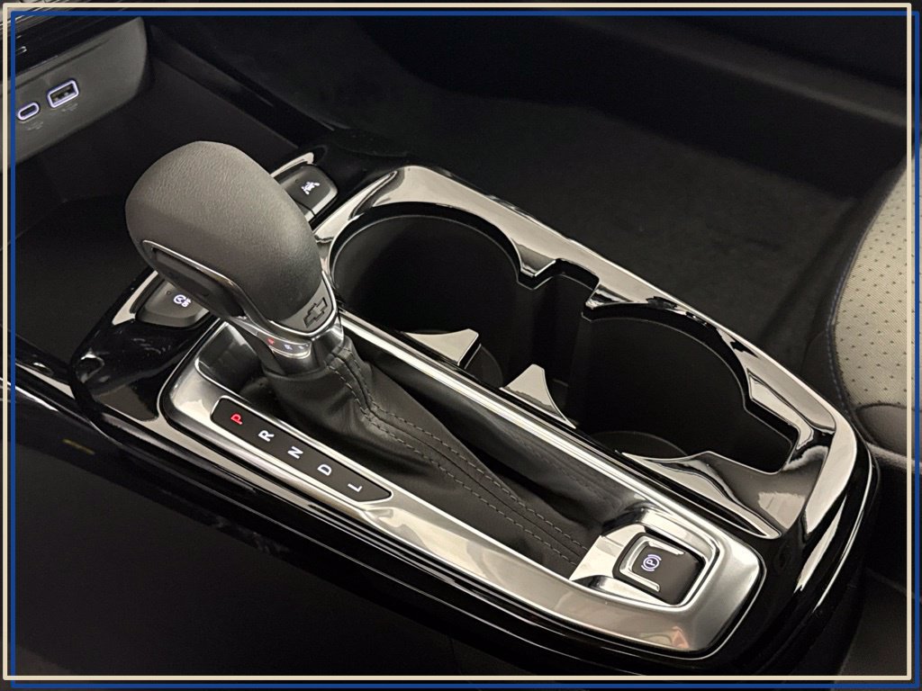 New 2026 Chevrolet Trax LT w/ LT Convenience Package FWD image 22