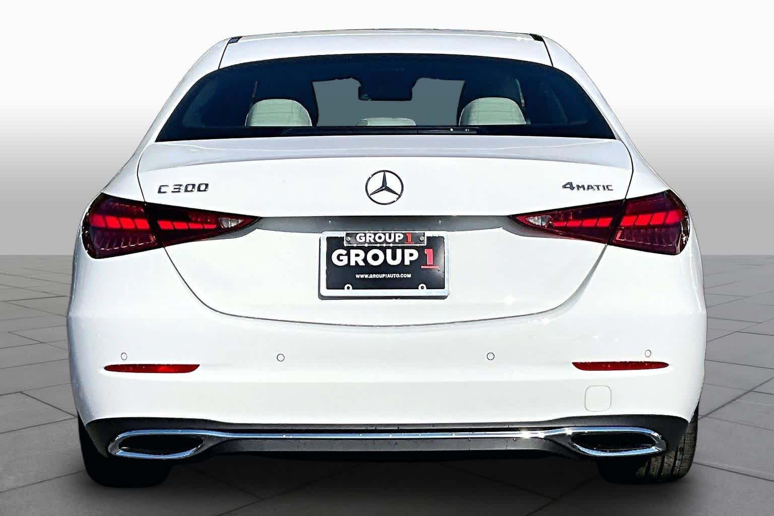 Used 2025 Mercedes-Benz C 300 4MATIC Sedan image 5