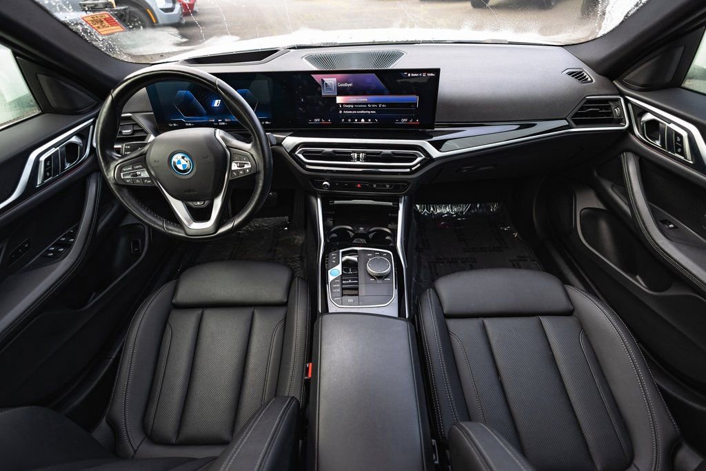 Used 2024 BMW i4 xDrive40i AWD/4WD image 27