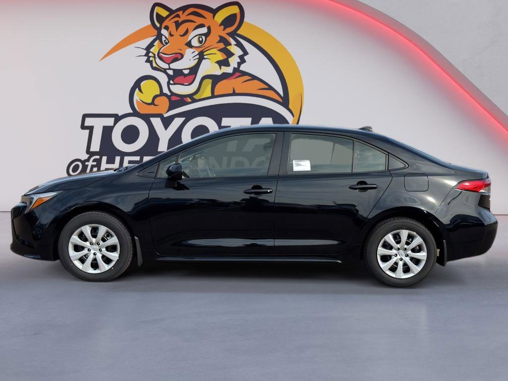 Used 2026 Toyota Corolla LE image 8