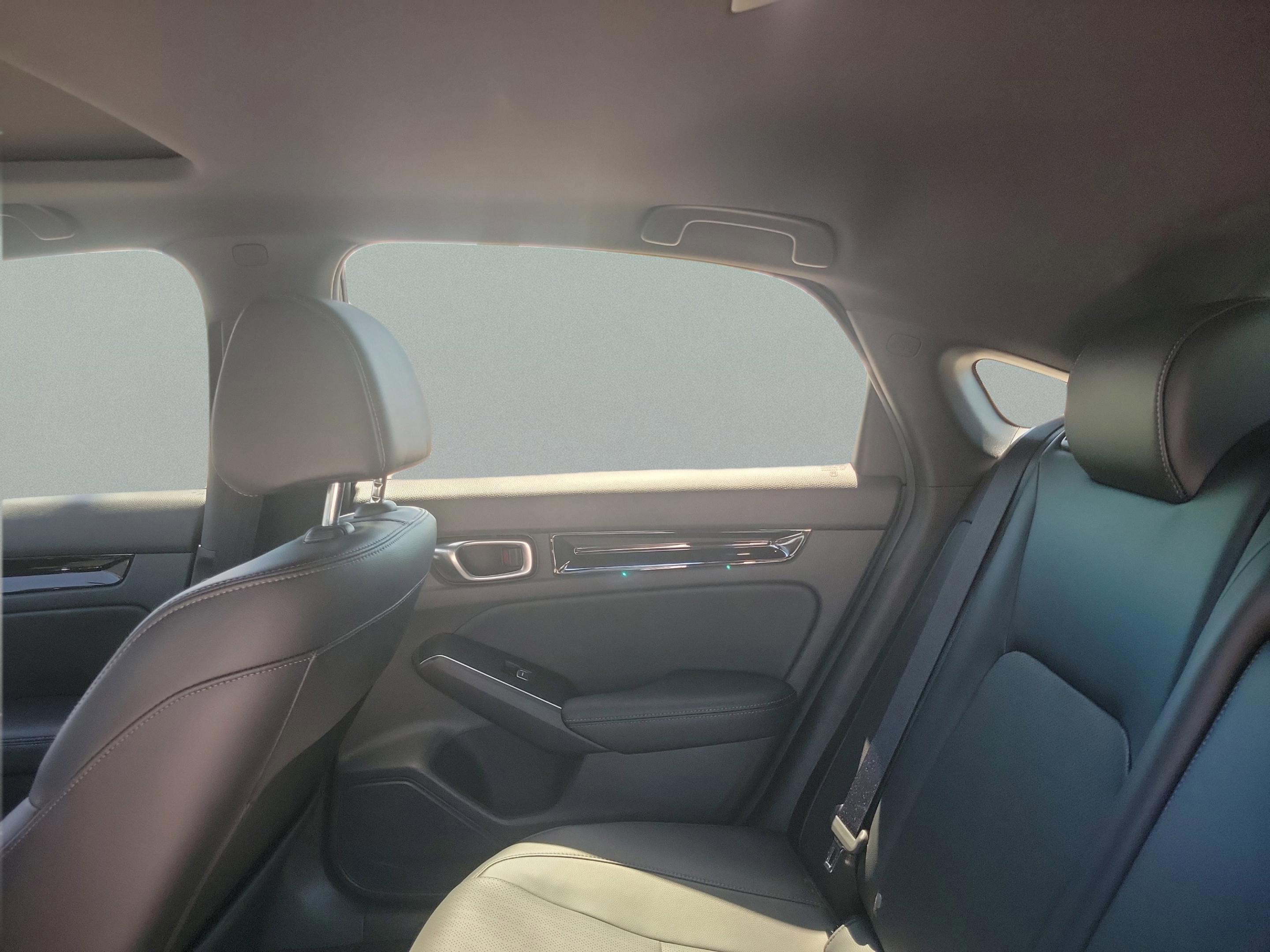 Used 2024 Honda Civic Sport Touring image 6