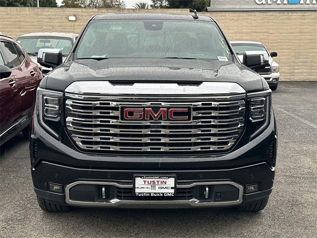 Used 2023 GMC Sierra 1500 Denali w/ Denali Reserve Package image 2
