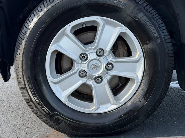 Used 2017 Toyota Tundra SR AWD/4WD image 11