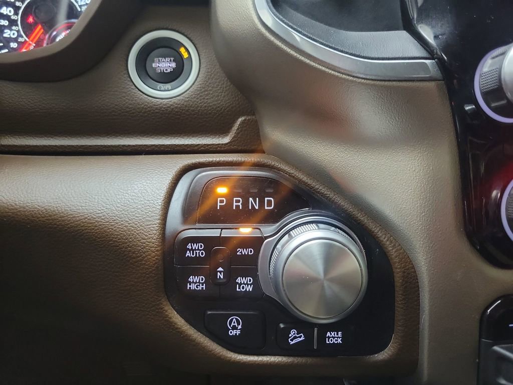 Used 2020 RAM 1500 Laramie AWD/4WD image 13