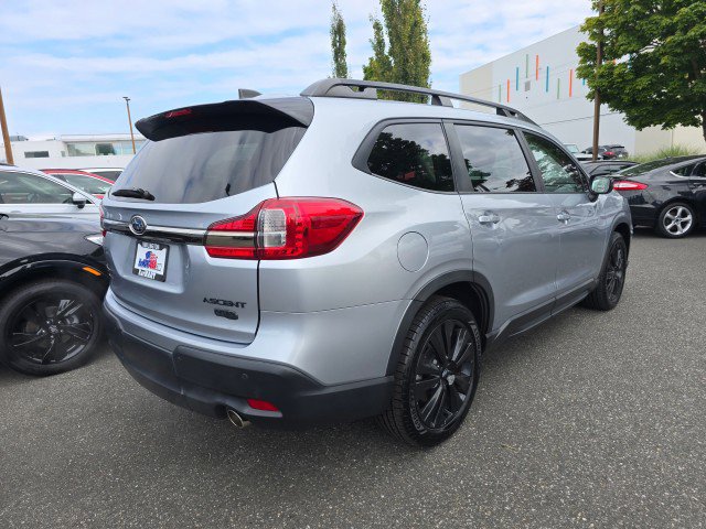 Used 2022 Subaru Ascent Onyx Edition image 4
