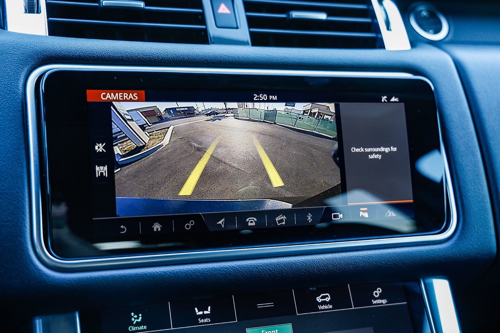 Used 2022 Land Rover Range Rover Sport HSE Silver Edition image 24