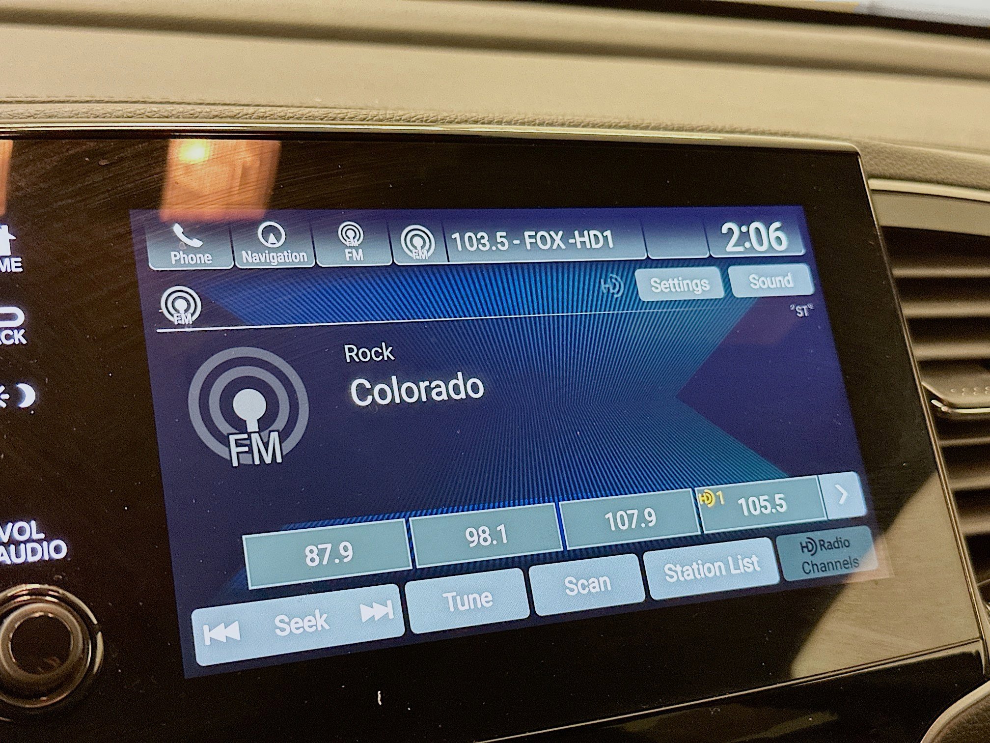 Used 2022 Honda Pilot TrailSport image 21