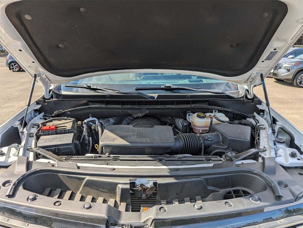 Used 2022 Cadillac Escalade Premium Luxury image 40