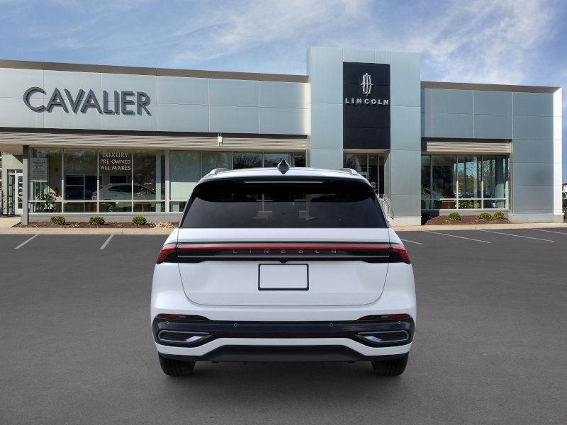 New 2026 Lincoln Nautilus Reserve image 5