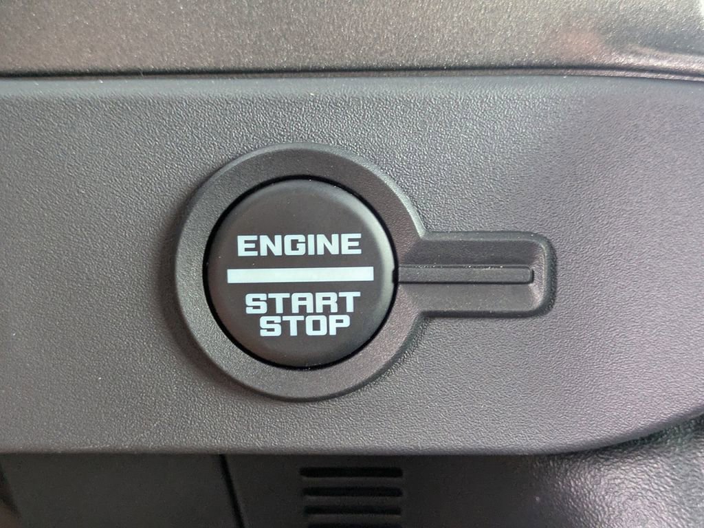 New 2025 Ford Bronco Badlands image 27