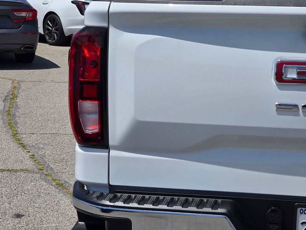 Used 2024 GMC Sierra 1500 Pro w/ Pro Value Package image 8