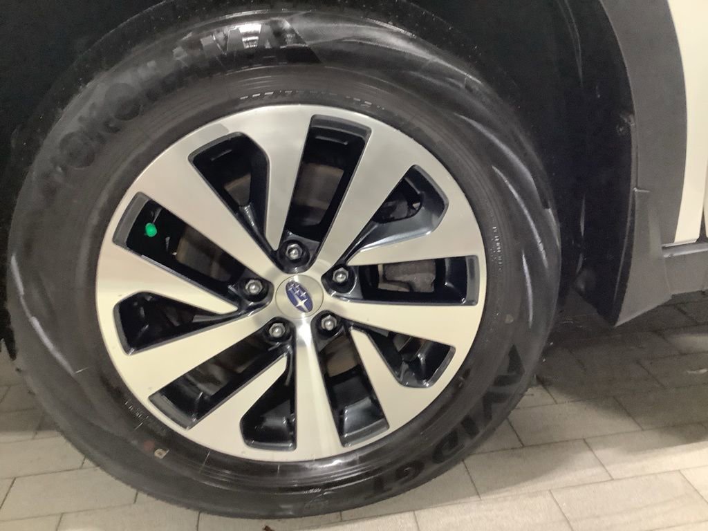 Used 2024 Subaru Outback Premium image 23