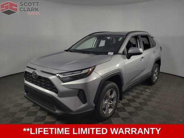 Used 2025 Toyota RAV4 XLE image 3