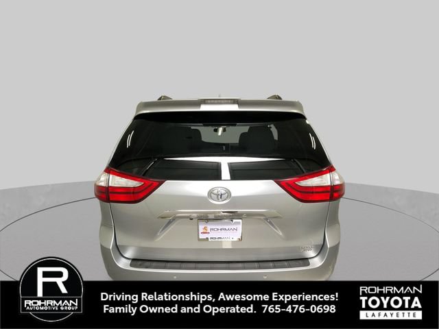 Used 2019 Toyota Sienna Limited Premium AWD/4WD image 5
