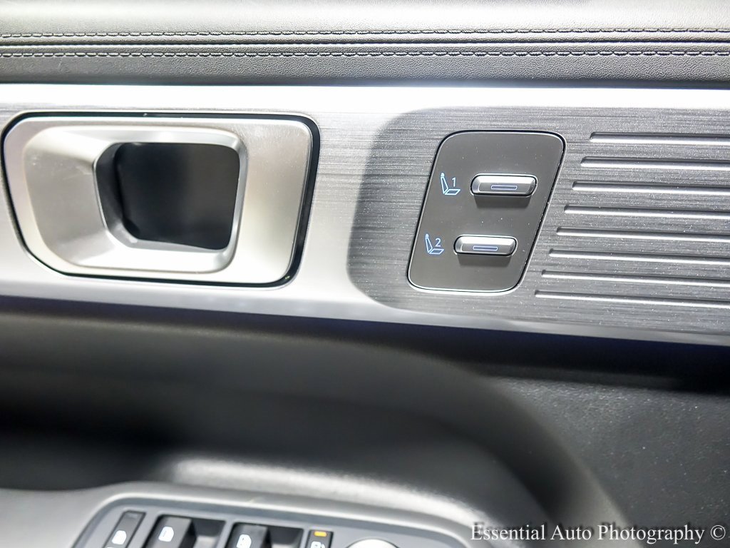 Used 2024 Hyundai Santa Fe Limited image 29