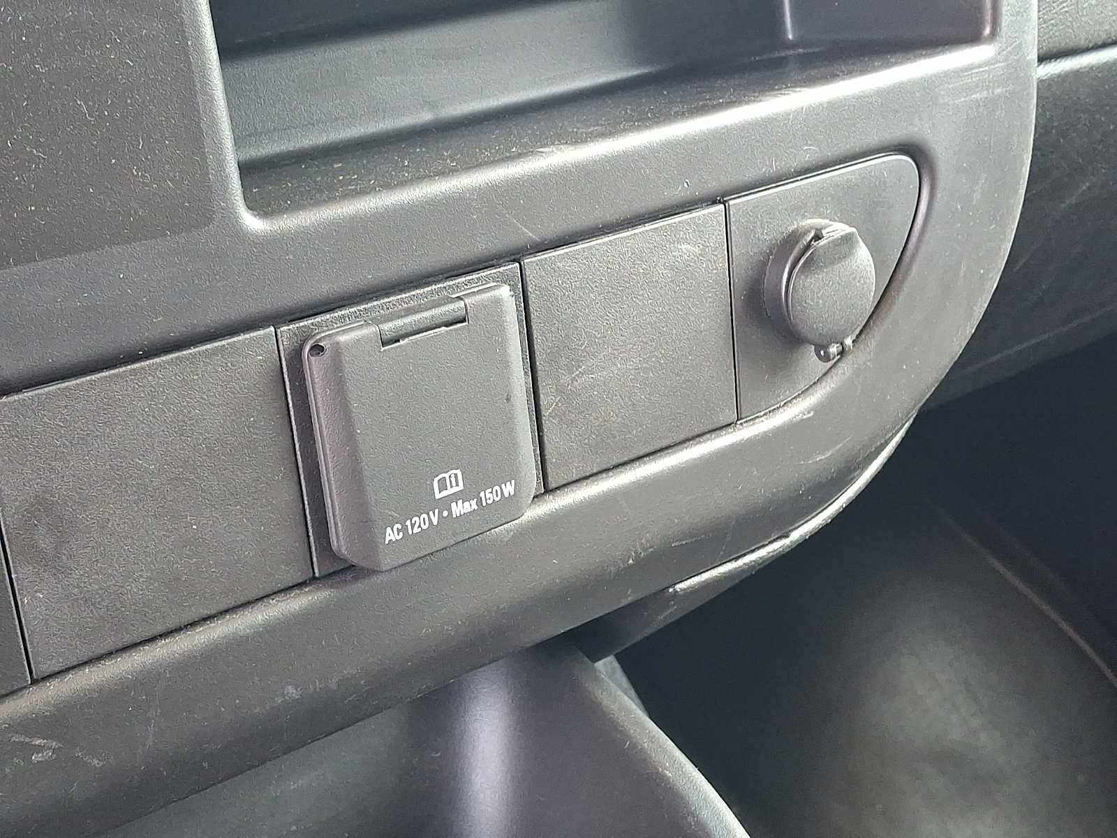 Used 2025 Chevrolet Express 2500 w/ Driver Convenience Package RWD image 25
