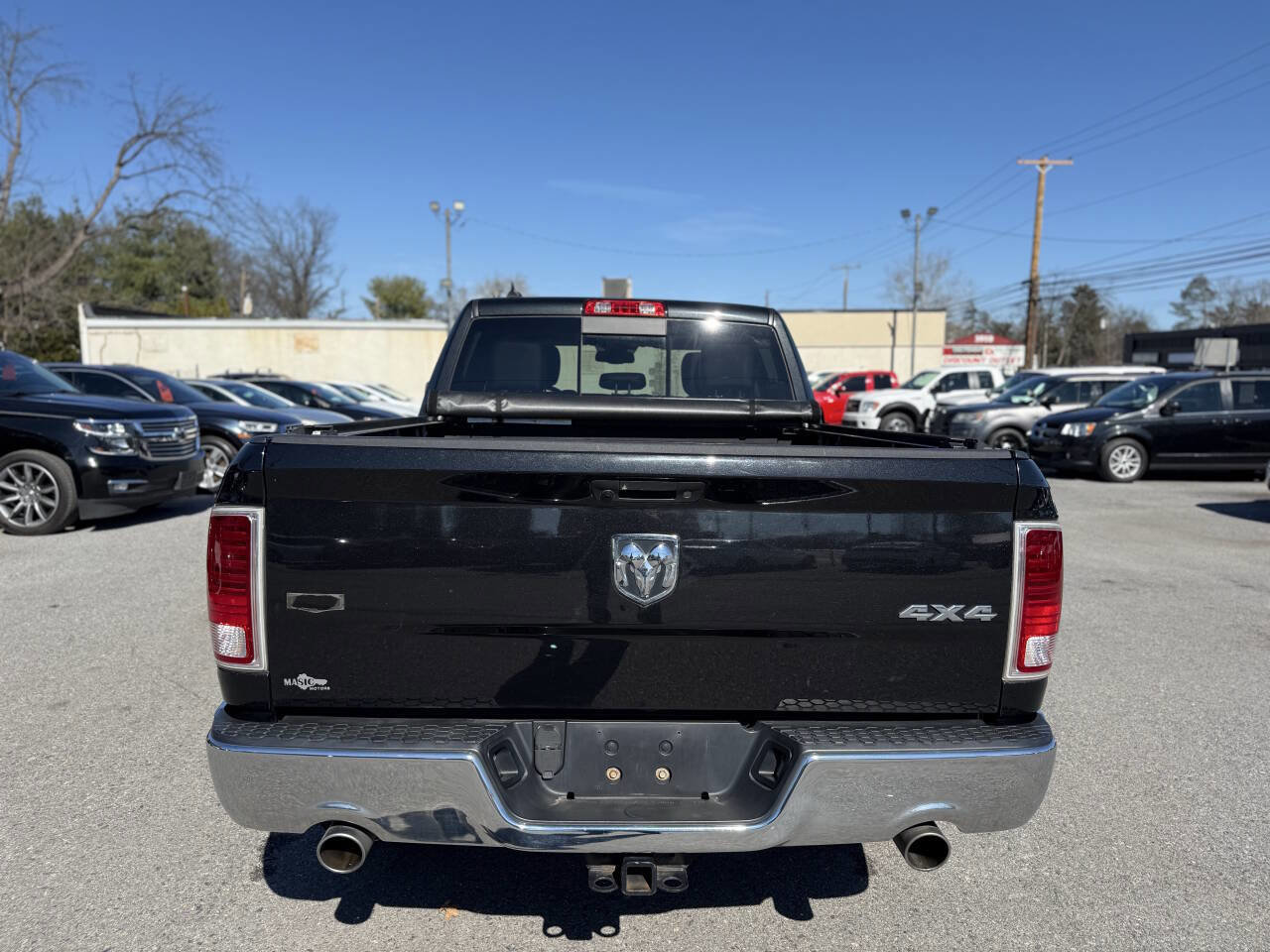 Used 2018 RAM 1500 Laramie w/ Convenience Group image 4