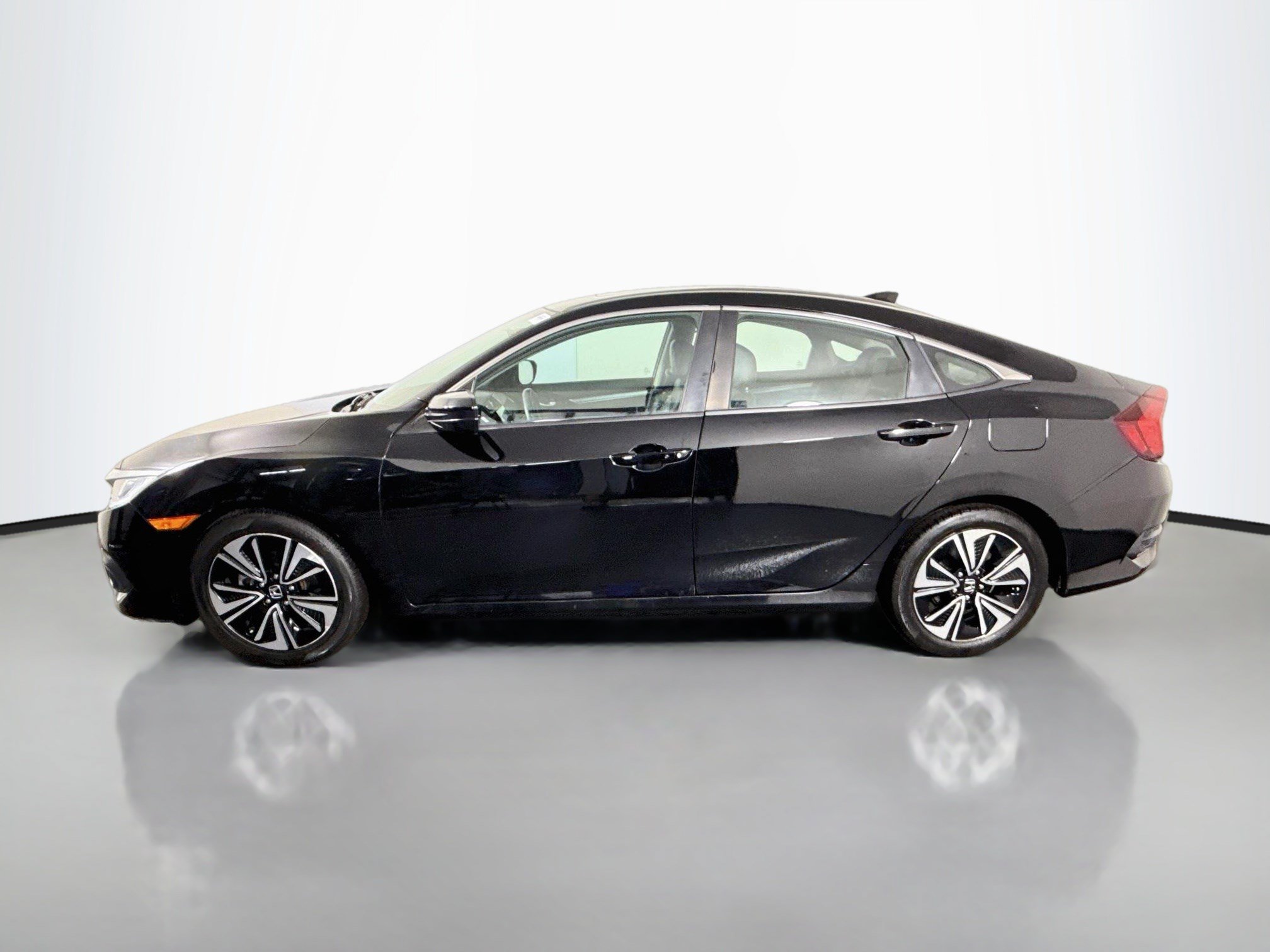 Used 2016 Honda Civic EX-L image 6
