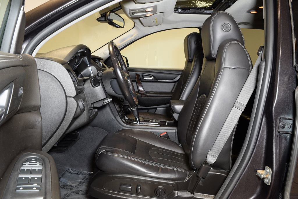 Used 2017 Chevrolet Traverse Premier image 7