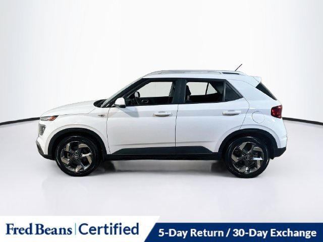 Used 2023 Hyundai Venue SEL FWD image 7