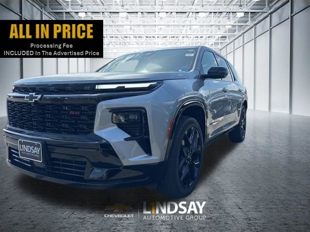 Used 2024 Chevrolet Traverse RS w/ LPO, Floor Liner Package AWD/4WD image 1