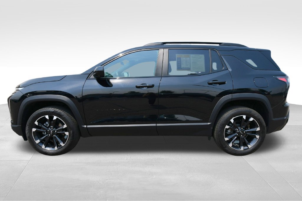 Used 2025 Chevrolet Equinox RS w/ Safety and Technology Package AWD/4WD image 4