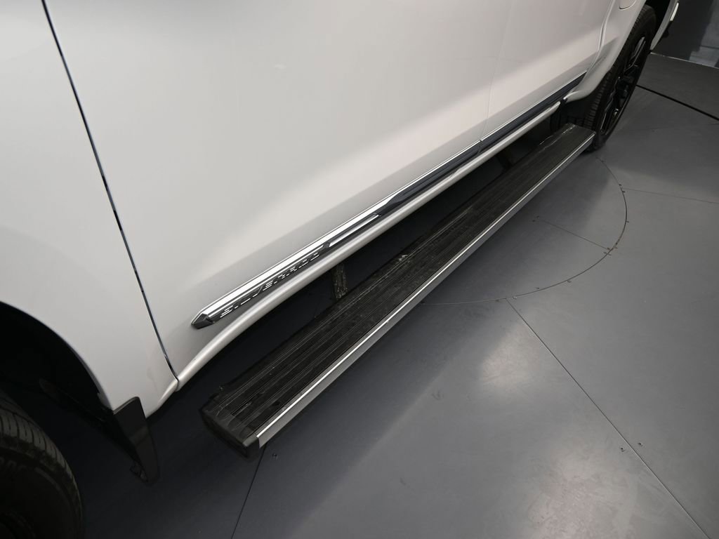 Used 2024 Chevrolet Silverado 1500 High Country w/ Technology Package image 44