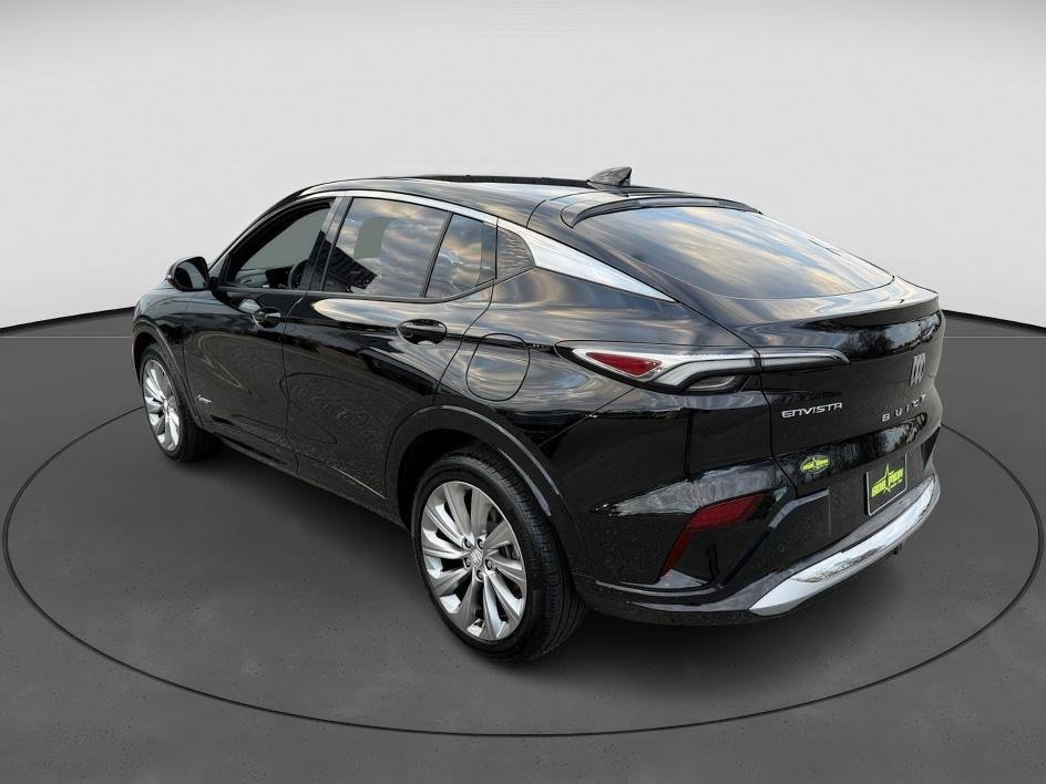 Certified 2024 Buick Envista Avenir image 4