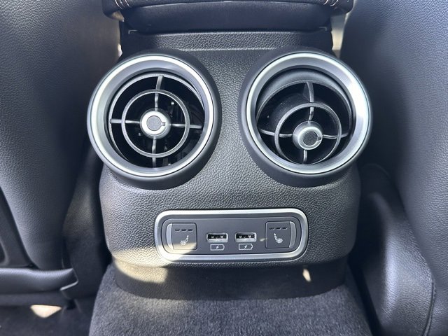 New 2025 Alfa Romeo Giulia AWD w/ Driving Assist Package image 9