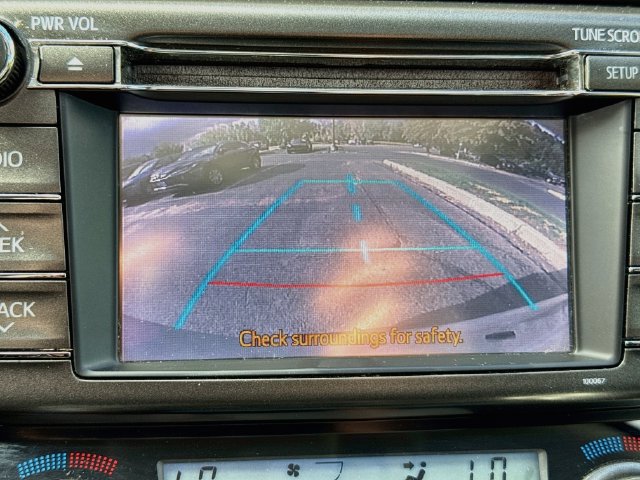 Used 2013 Toyota RAV4 XLE AWD/4WD image 16