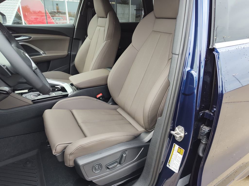 New 2025 Audi Q5 Premium Plus image 6