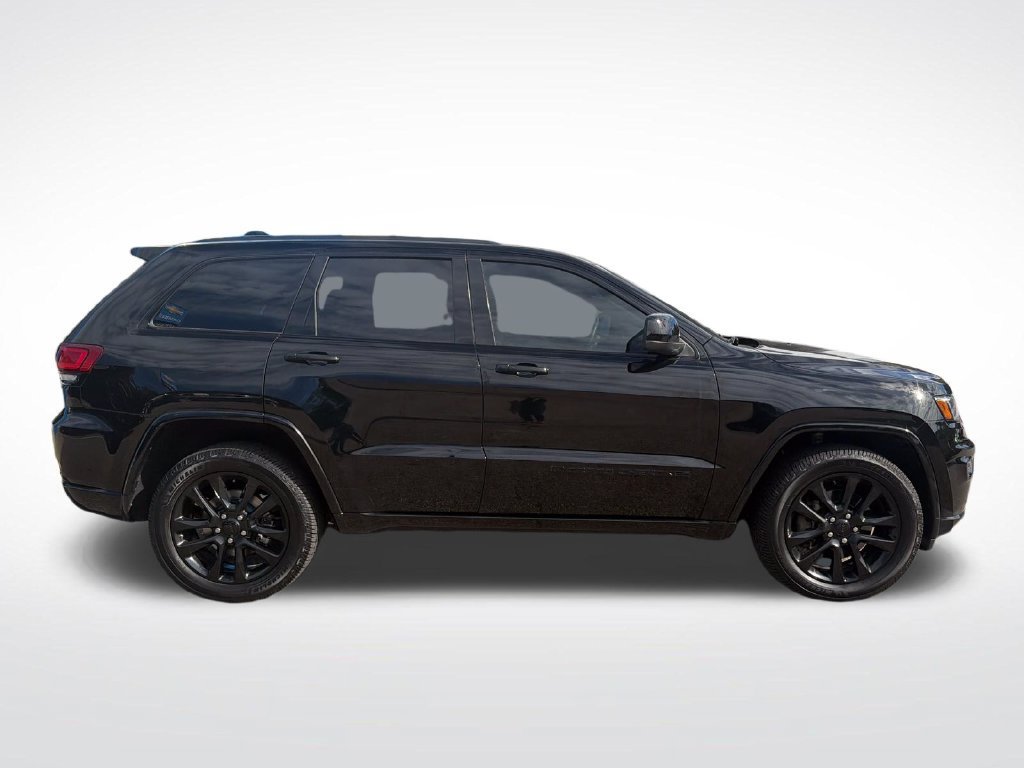 Used 2022 Jeep Grand Cherokee Laredo X AWD/4WD image 6