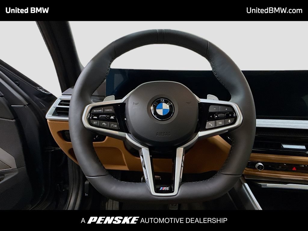 New 2026 BMW 330i Sedan w/ M Sport Package RWD image 6