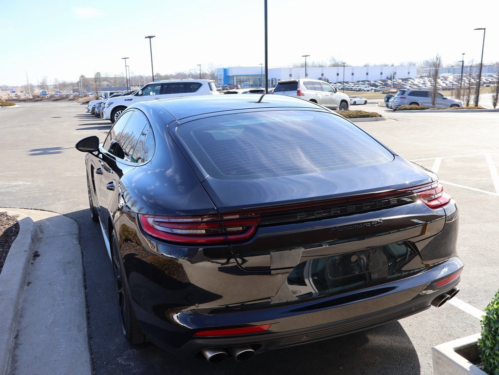 Used 2018 Porsche Panamera 4S image 13