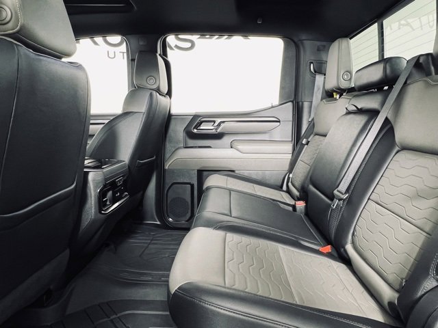 Used 2023 Chevrolet Silverado 1500 ZR2 w/ Technology Package image 14