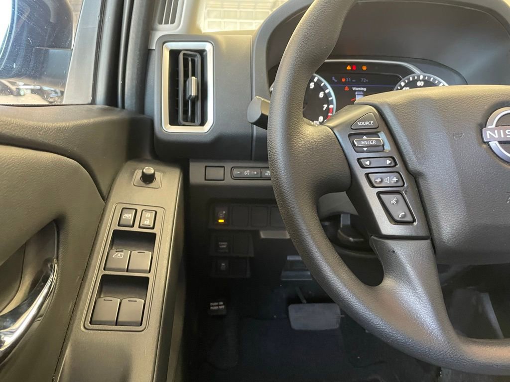Certified 2025 Nissan Frontier SV image 10