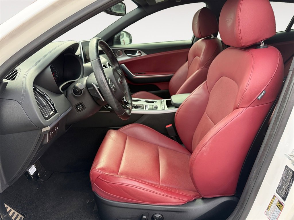 Used 2019 Kia Stinger GT1 image 9