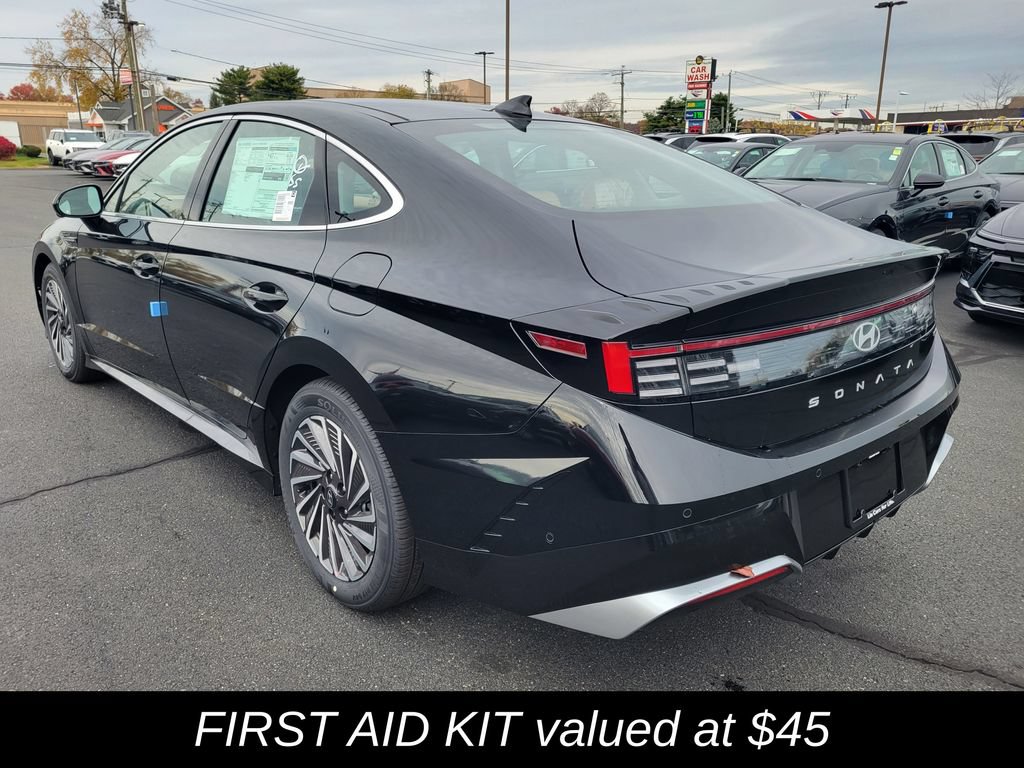 New 2026 Hyundai Sonata Limited FWD image 8