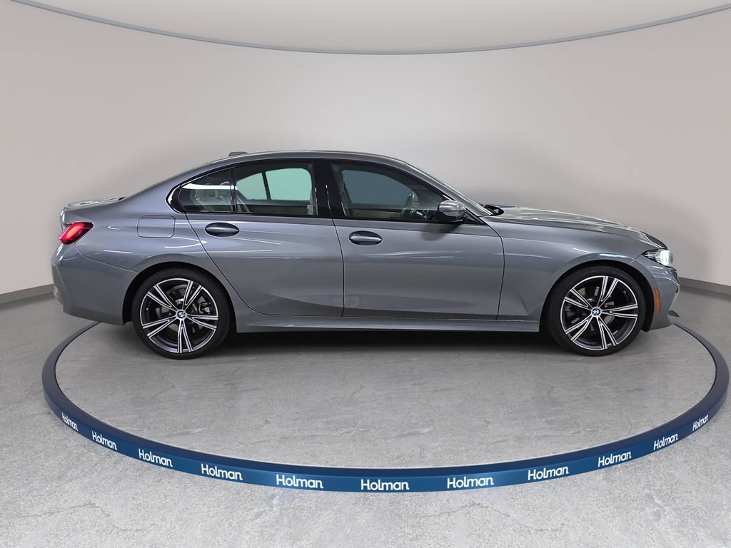 Certified 2023 BMW 330i Sedan w/ Driving Assistance Package RWD image 4