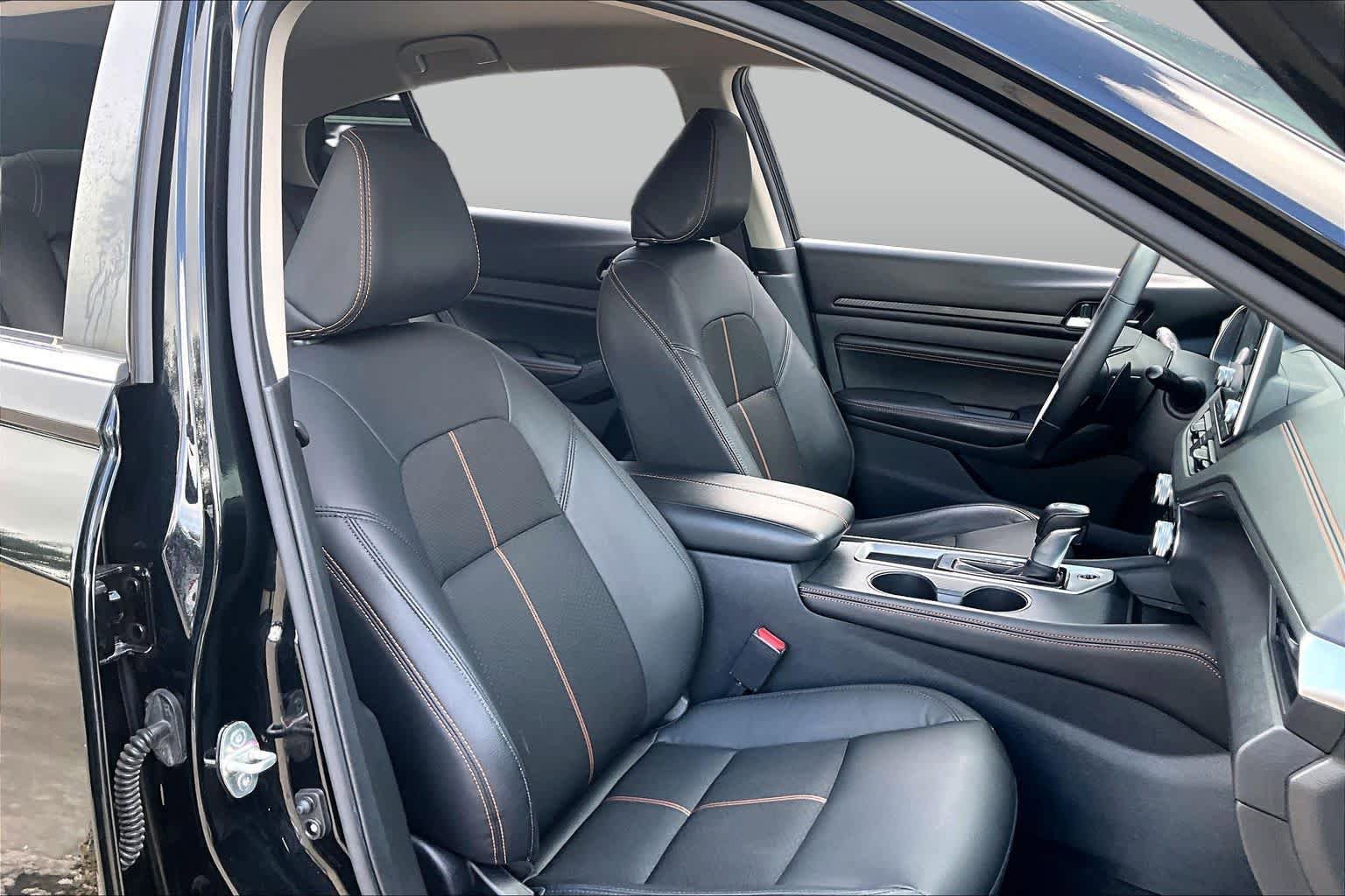 Certified 2021 Nissan Altima 2.5 SR FWD image 9