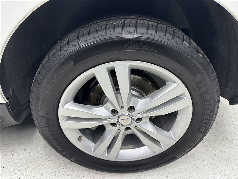 Used 2015 Mercedes-Benz ML 250 BlueTEC 4MATIC image 16