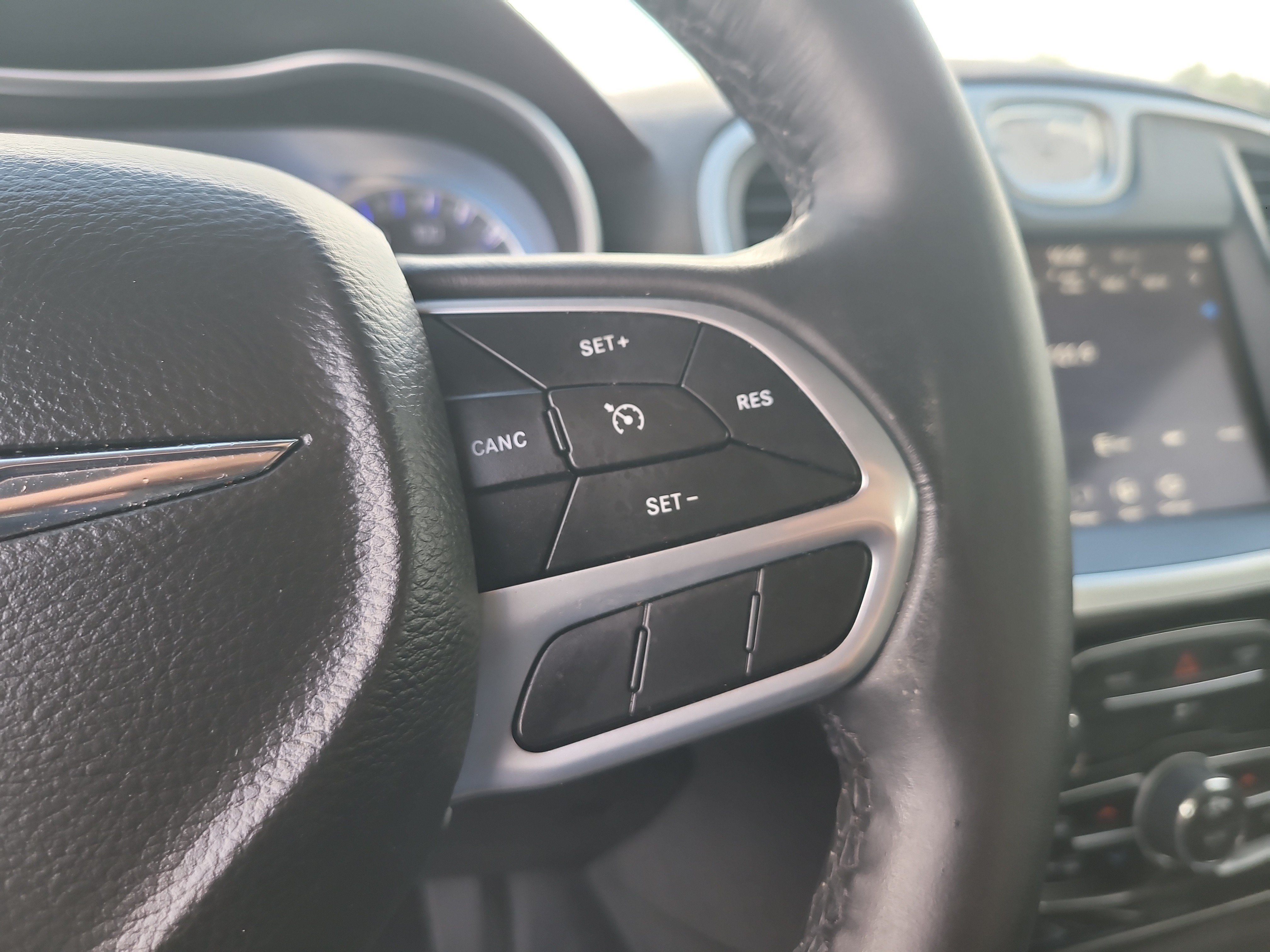 Used 2022 Chrysler 300 Touring w/ Sport Appearance Package AWD/4WD image 28